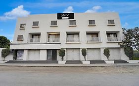 Collection O Ozar Industrial Estate Formerly Hotel Siddhivinayak Grand